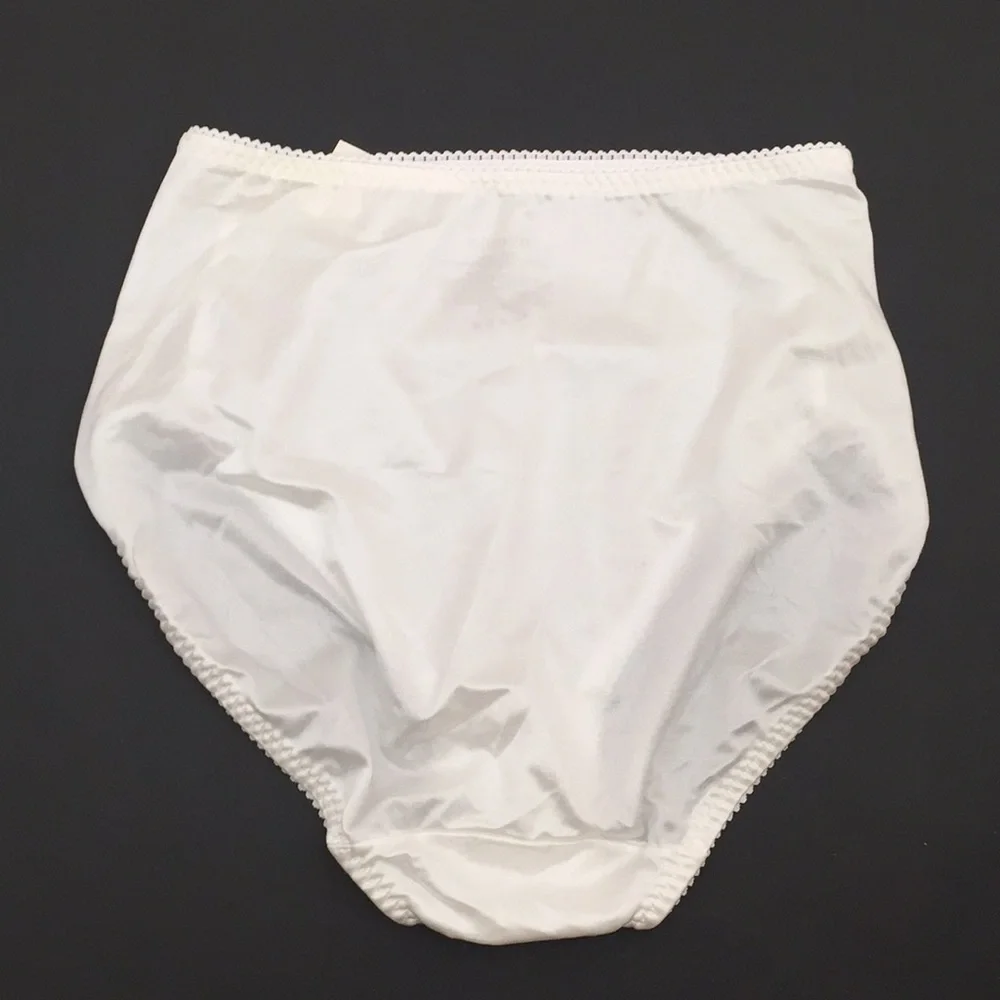 NWT Vassarette shapewear panty size L - Picture 2 of 3
